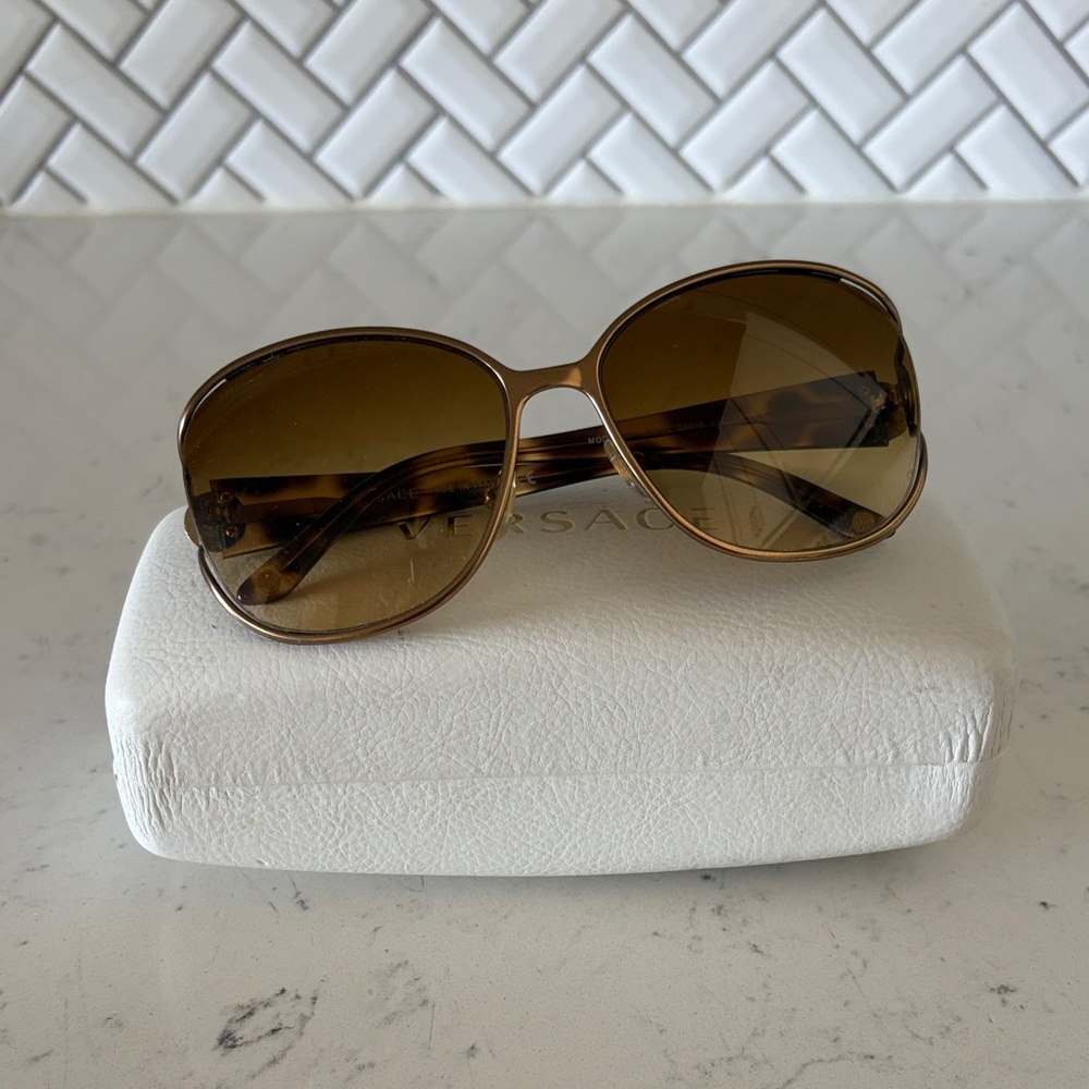 Versace Women's Sunglasses model 2137